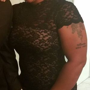 Black semi formal dress size 12 (chest 26 w 42 L)